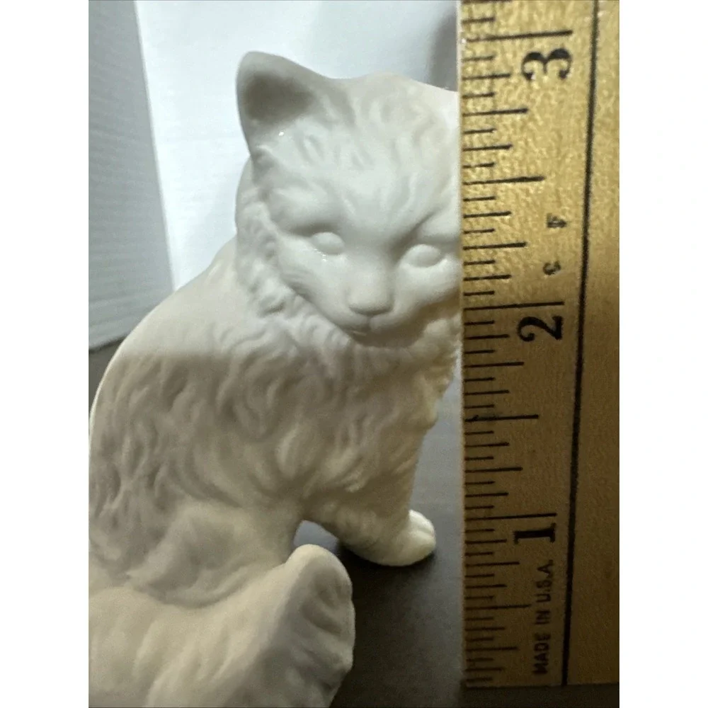 GOEBEL Hummel Vintage White Matte Persian Cat Kitty Figurine W Germany 1963